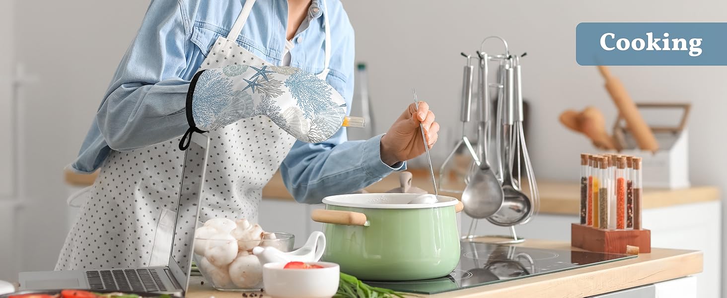 Coastal Oven Mitts and Pot Holders Sets of 4 Nautical Kitchen Decor Starfish Seashell Beach Ocean Themed Kitchen Mitts Potholders Silicone Heat Resistant Oven Gloves Hot Pads for Baking BBQ Grilling