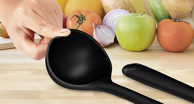 oannao Silicone Kitchen Utensils Set, 600°F Heat Resistant Silicone Cooking Utensils, Spatula, Spoon, Whisk, Tongs, Kitchen Gadgets Sets for Nonstick Cookware, Dishwasher Safe BPA Free (Black)