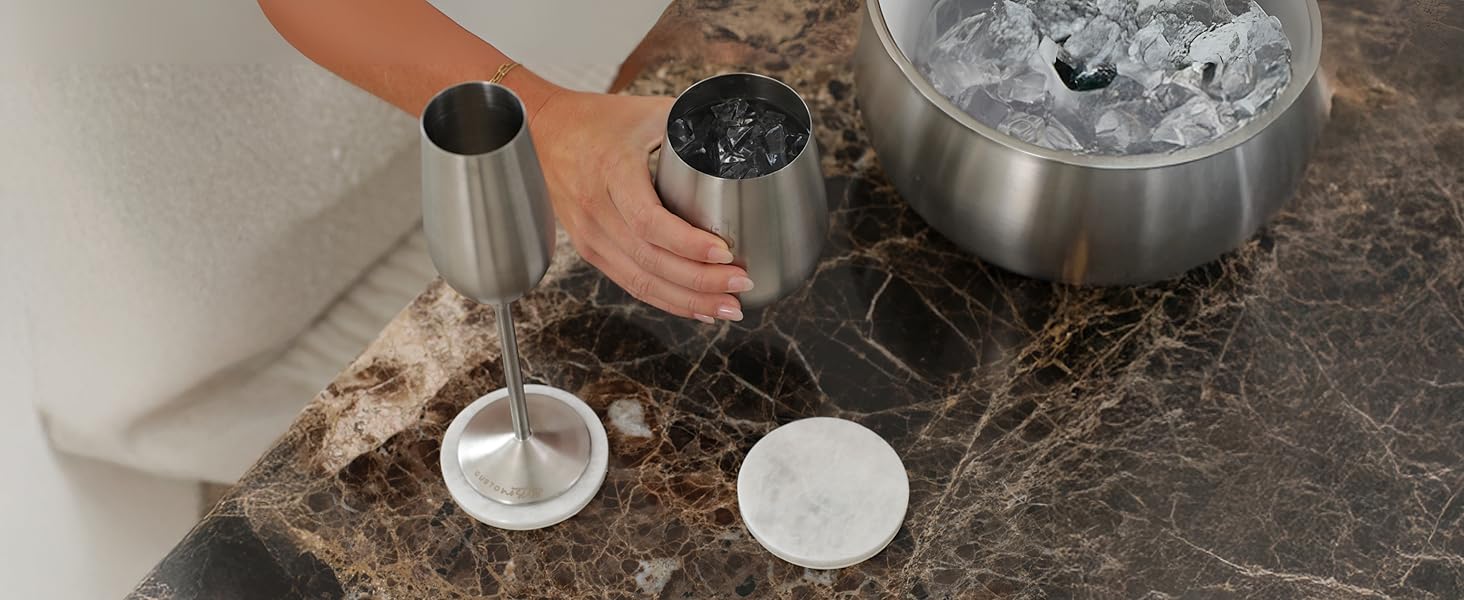 Gusto Nostro White Marble Coasters Set of 4 - Luxury Natural Stone Coasters for Drinks - Genuine Marble Kitchen Accessories, Round Artisanal Stone Coaster for Kitchen Counter, Coffee Table, Home Decor