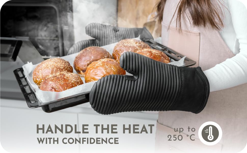 Extra Long Silicone Oven Mitts and Pot Holders Sets | Heat Resistant 500°F BPA-Free Food Grade Silicone Hot Pads & Kitchen Mittens | 4-Piece Set of Oven Gloves & Potholders for Kitchens.