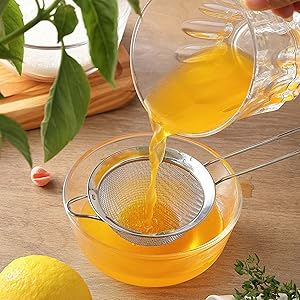 2 Pack Fine Mesh Strainers, Mini Stainless Steel Strainer with Handle for Kitchen, Metal Sieve Sifters for Straining Tea, Matcha, Cocktail, Juice and Coffee (8.6in 7.5in)