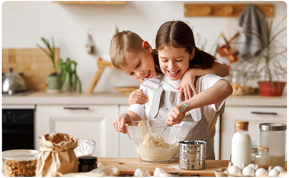 6PCS Square Cookie Cutter Set, Large Geometric Stainless Steel Baking Supplies for Homemade Cookies, Square Plaque Cookie Cutters Shapes Biscuit Molds, 6 Sizes (1.5, 2, 2.5, 3, 3.5, 4 Inch)