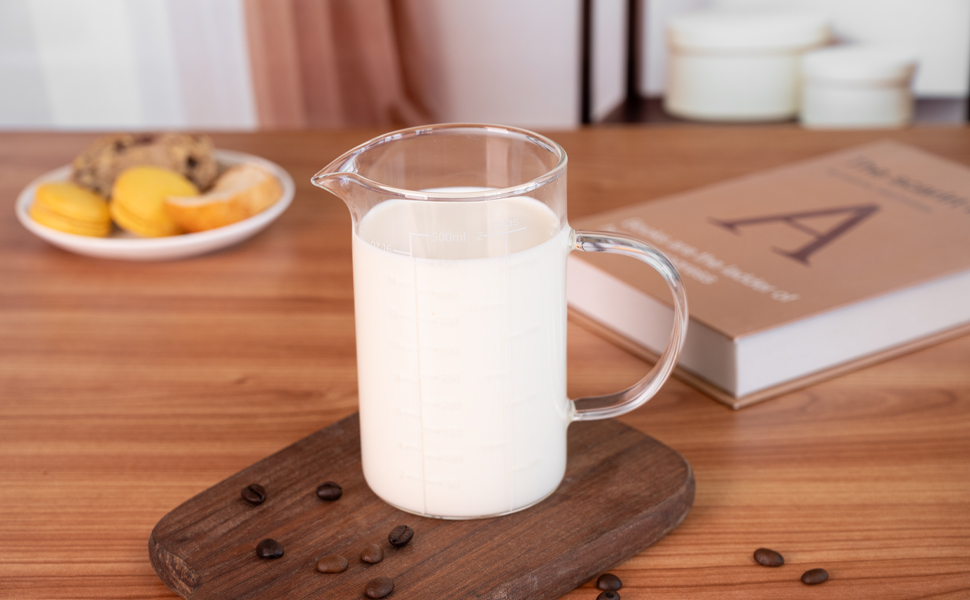 Glass Measuring Cup, 500ML (18OZ, 2 Cups), with Three Scales and V-Shaped Mouth Measuring Cup, High Borosilicate Glass Liquid Measuring Cups, Suitable for Kitchen and Restaurant.