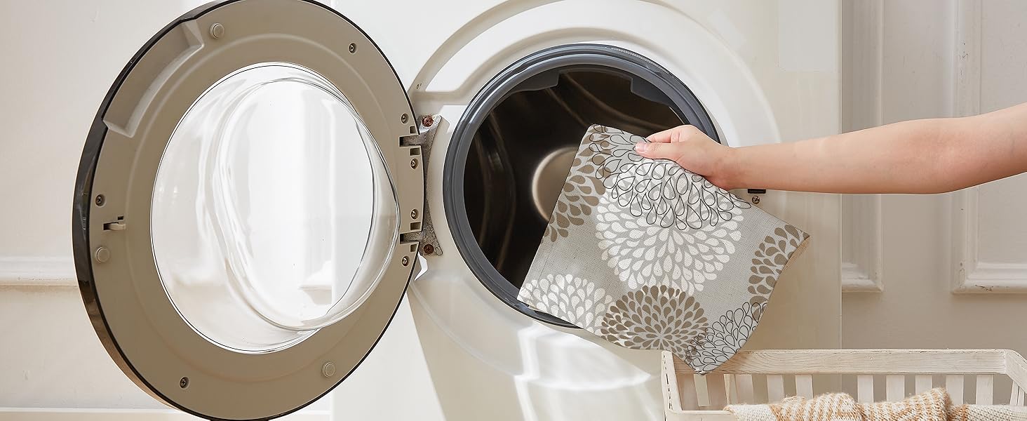 QIYI Boho Placemats Set of 6, 12x18 Inch Linen Fabric Place Mats for Kitchen Dinning, Farmhouse Rustic Floral Cloth Table Mats, Washable Placemat Party Table Décor, Brown Floral Burst