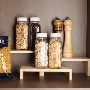 4 Pack 16 OZ Glass Milk Bottles with Lids, Glass Juice Bottles with Scale & Silicone Pour Spout, Reusable Juice Containers Square Drinking Jars for Milk, Coffee, Smoothies, Water