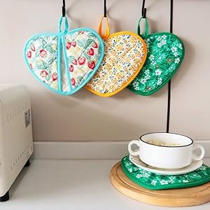 2 Pack Heart-Shaped Pot Holders for Kitchen - 15.01x19.84cm Heat Resistant Oven Pot Holders with Retro Floral Pattern, Hanging Potholders for Kitchens, Kitchen Mitts for Oven & Oven Mitt (Blue)