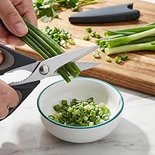 Kitchen Scissors All Purpose Heavy Duty, Kitchen Utensils Set, Stainless Steel Cooking Utensils Gadgets, Meat Poultry Food Shears Dishwasher Safe Utility Tools Home Gift (Black Red)