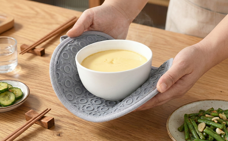 4-Pack Silicone Pot Holders for Kitchen Heat, Non-Slip Hot Pads with Hanging Loops, Quilted Liner Oven Mitts Alternative, Waterproof Trivets for Countertops Hot Pots and Pans (Black)