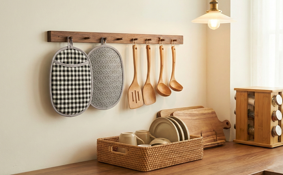 4-Pack Silicone Pot Holders for Kitchen Heat, Non-Slip Hot Pads with Hanging Loops, Quilted Liner Oven Mitts Alternative, Waterproof Trivets for Countertops Hot Pots and Pans (Black)