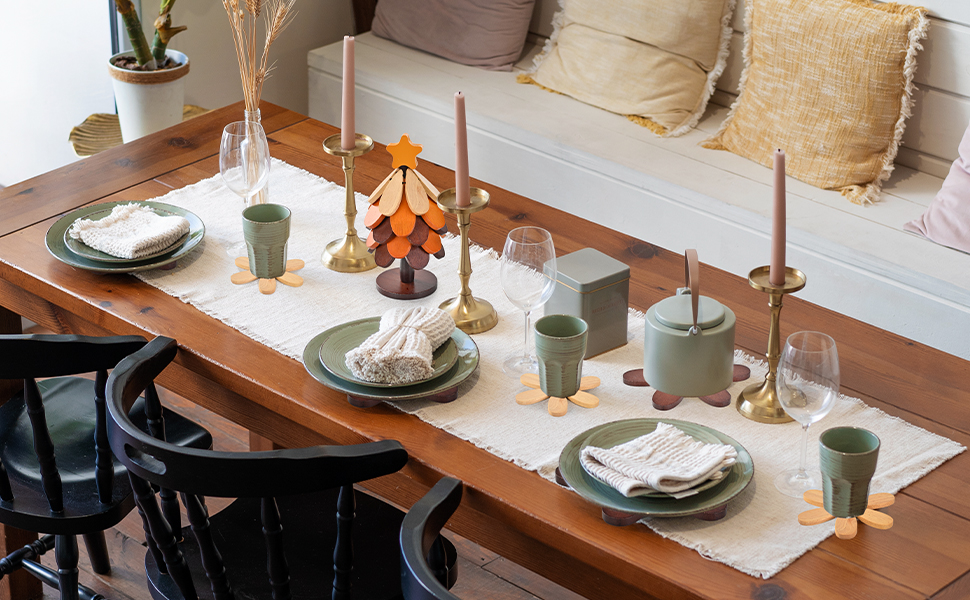 Wooden Trivets for Hot Dishes, Tree Shaped Trivet Set of 5 with 1 Stand, Foldable Kitchen Wooden Trivets for Pots, Bowls, Teapots, Pans, Cups, Home Room Kitchen Decor, Housewarming Gifts